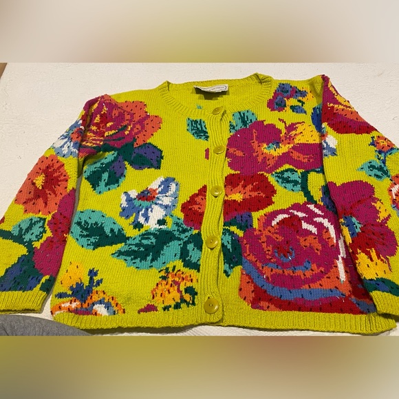 Adrienne Vittadini Vintage Hand knit Cardigan Sweater S - Picture 8 of 8